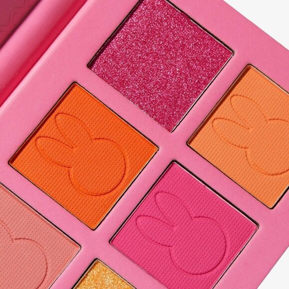 NIB Blossom Eyeshadow Palette - Picture 13 of 15